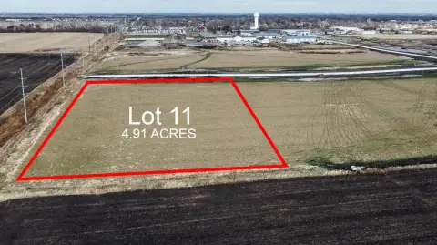 Commercial Lot in Growing Huxley