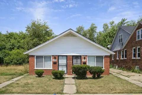Detroit Duplex with Income Potential