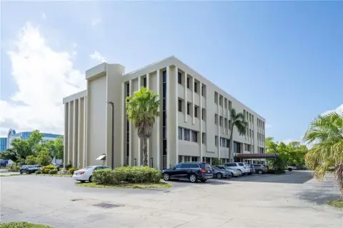 Furnished Office in Landmark Building