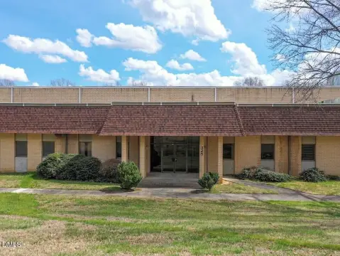 Modern Manufacturing Facility in Oxford