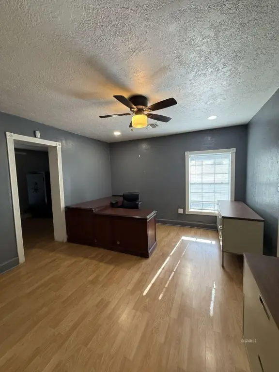 Picture 10