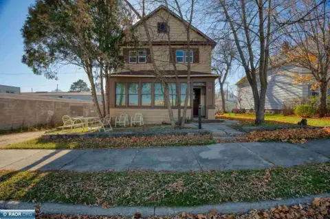 Chisholm Fourplex Near Downtown