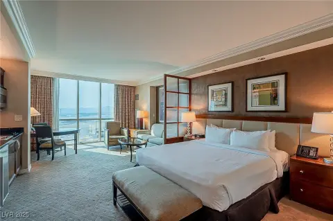 Las Vegas High-Rise Studio Suite