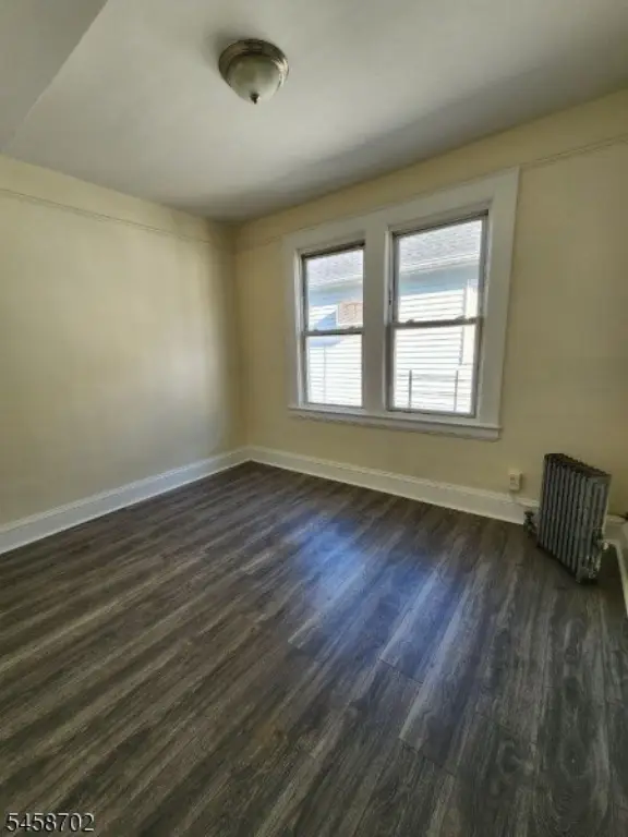 Picture 5
