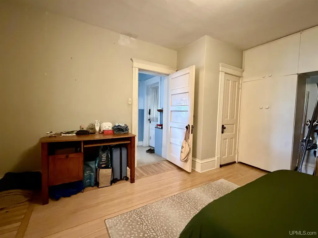 Picture 11
