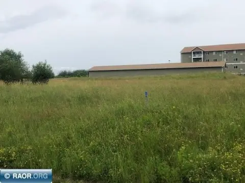 Residential Land in Hibbing, MN