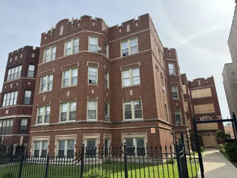 Chicago Multifamily Property for Sale