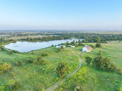 Agricultural Land with Barn and Highway Frontage