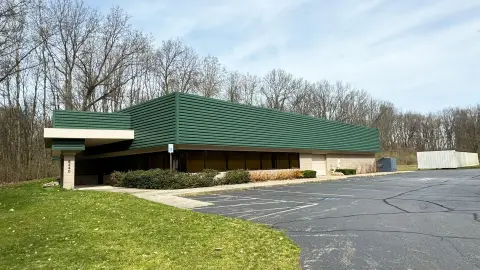 Kalamazoo Office/Flex Building For Sale