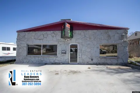 Commercial Building in Central Casper