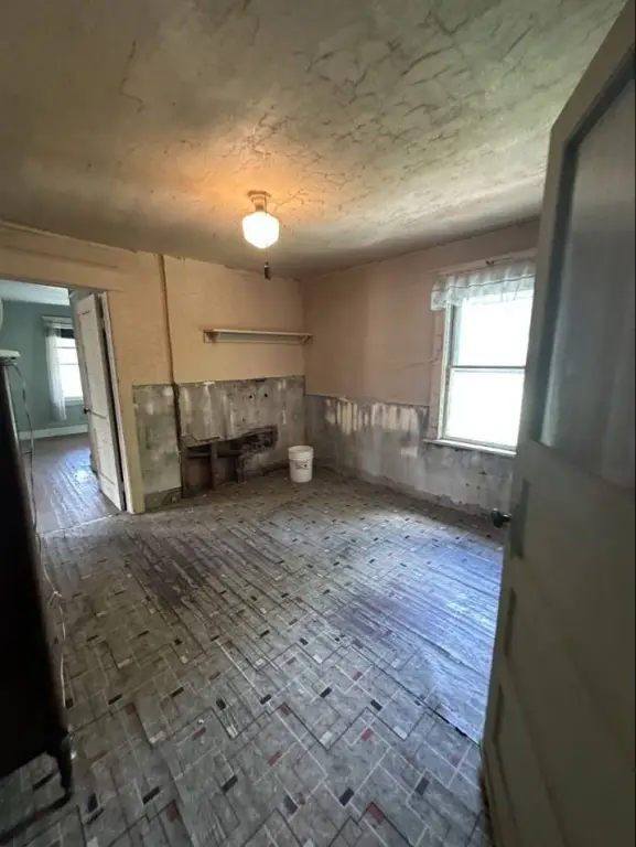 Picture 19