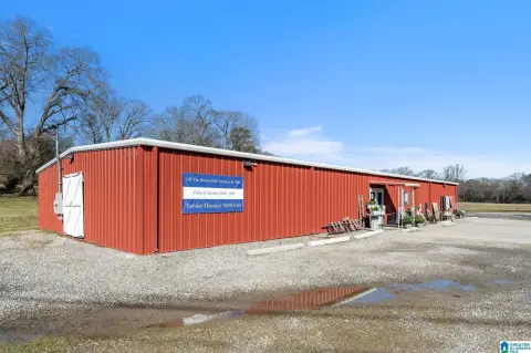 Turnkey Antique Business with Land