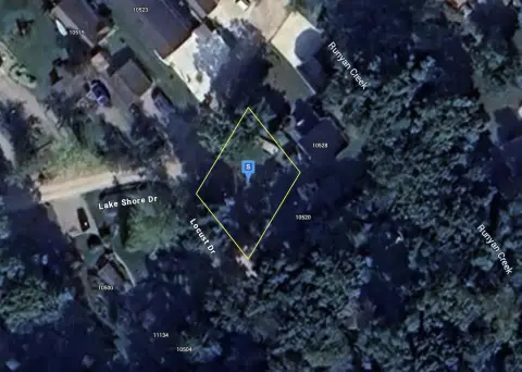 Cleared Lot Near Runyan Lake