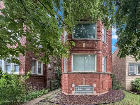 Brick 2-Unit Duplex