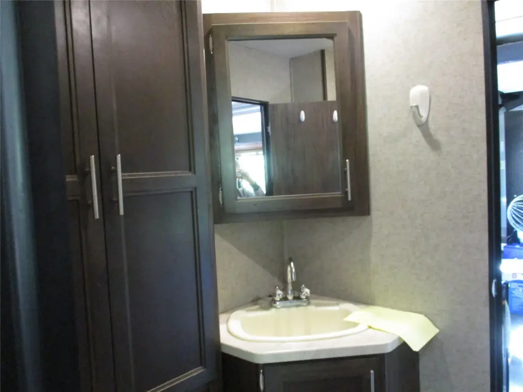 Picture 16