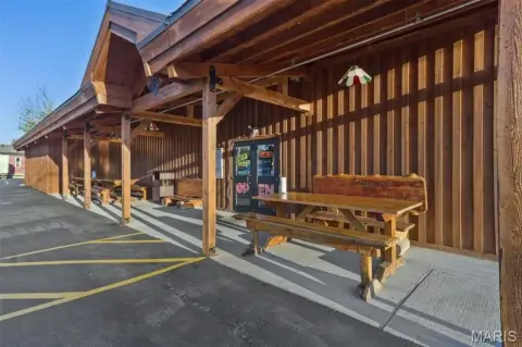 Versatile Space Near Manchester Road