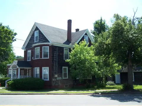 Tenant-Occupied Triplex with Garage