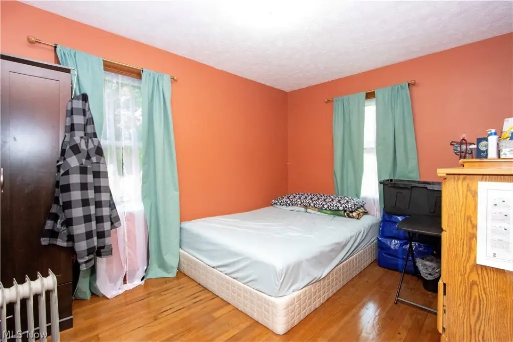 Picture 10