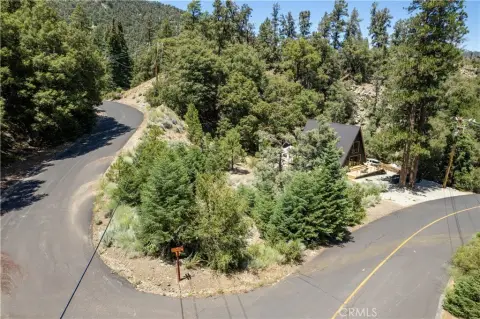 Scenic Lot in Pine Mountain