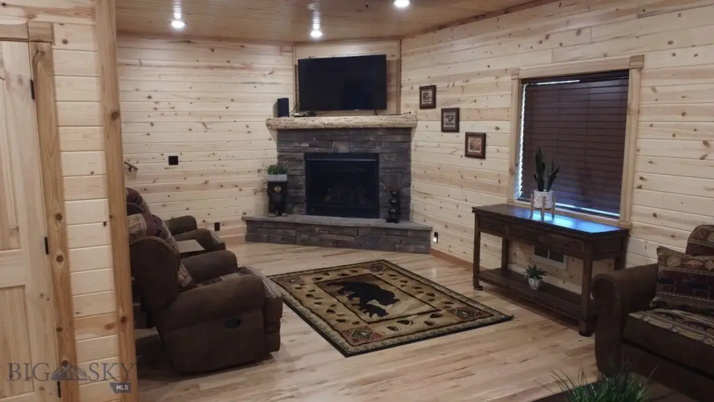 Picture 16