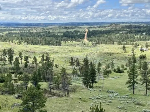 Montana Land with Power