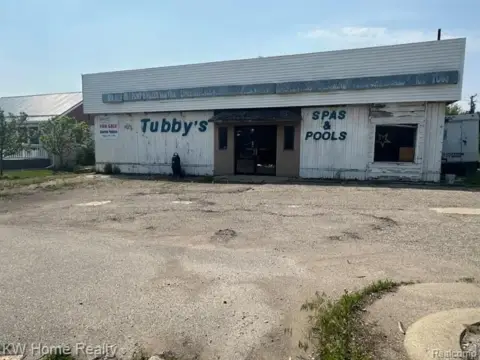 Commercial Building in Caro, Michigan