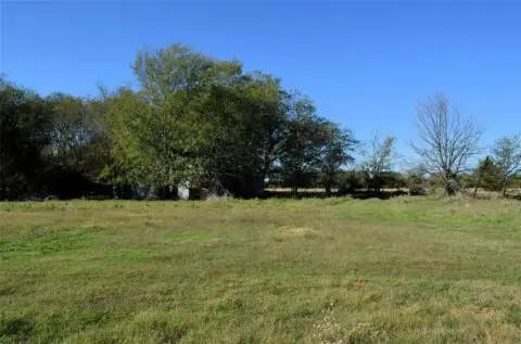 Mabank Ranch with Acreage