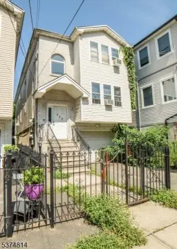 Newark City Multi-Family Home