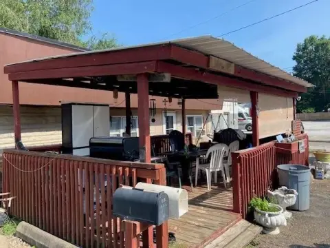 Augusta, KY Income Property