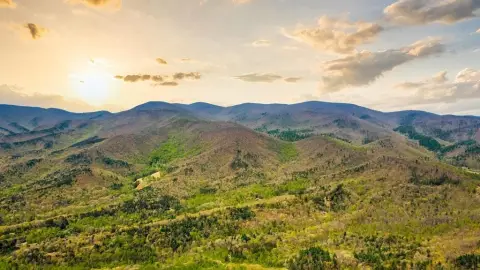 29 Acres with Mountain Views