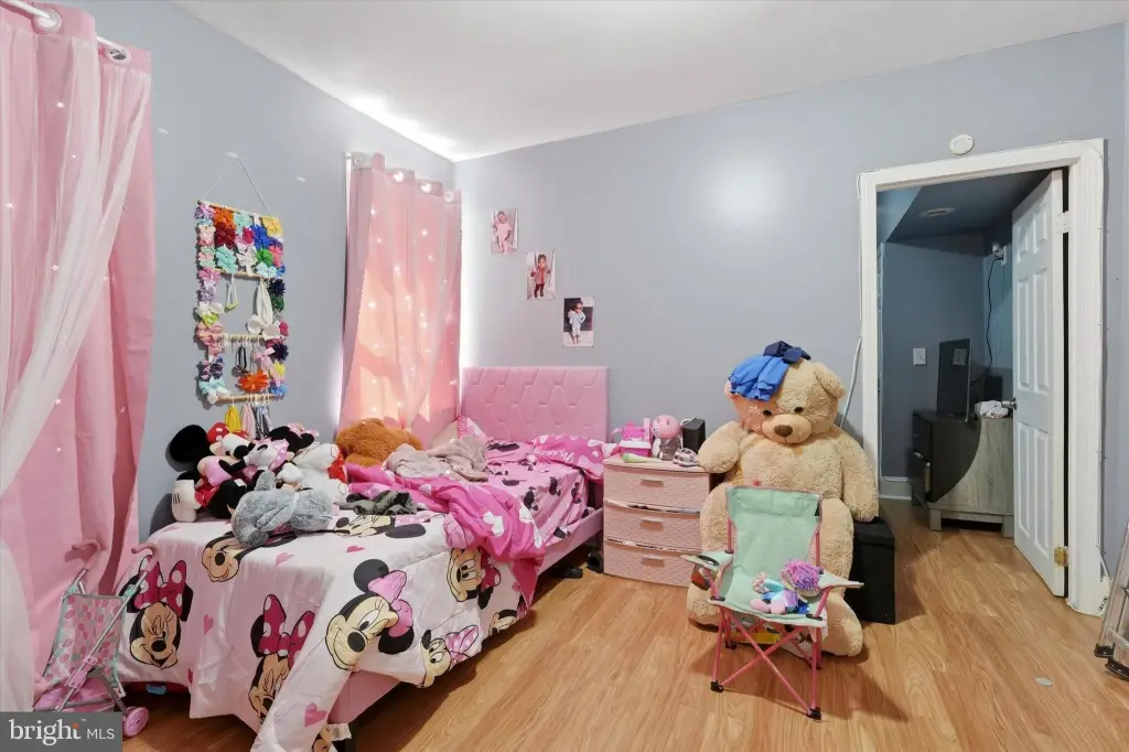 Picture 6