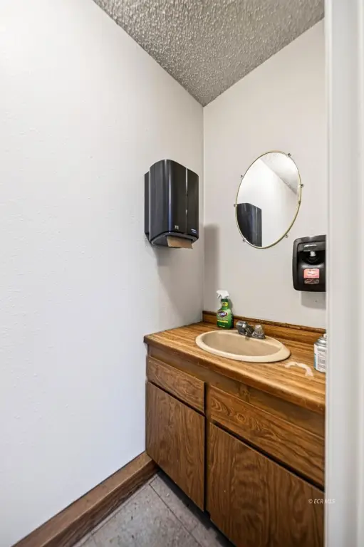 Picture 12