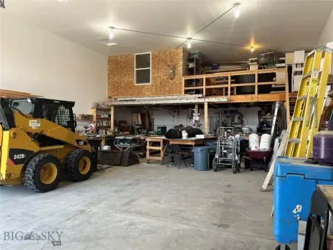 Heated Commercial Shop Space Available