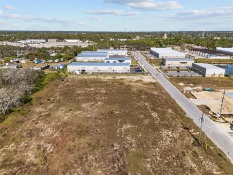 Industrial Lot in Tarpon Springs