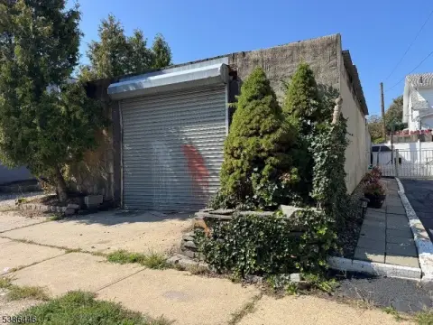 Bloomfield Warehouse/Garage Space Available