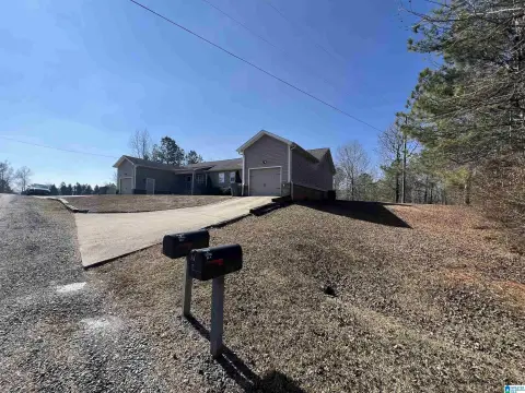 Updated Duplex in Quiet Location