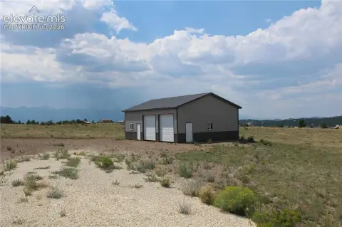 Fenced Land with Metal Outbuilding