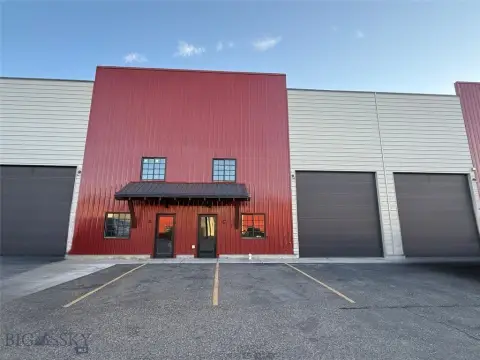 Functional Warehouse Space in Bozeman