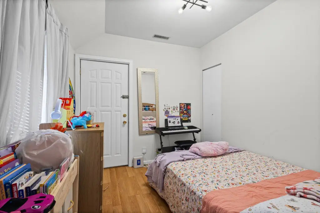 Picture 8