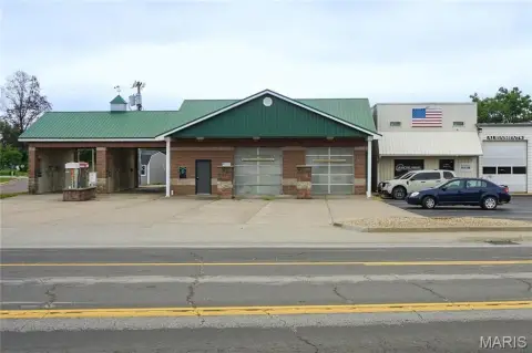 Four-Bay Car Wash