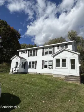 Duplex with Separate Utilities