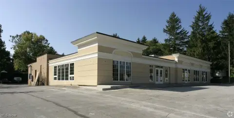 Office Unit on State Route 82