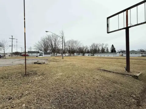 Prime Commercial Lots on Highway