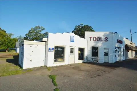 Garrison Commercial Space on Highway