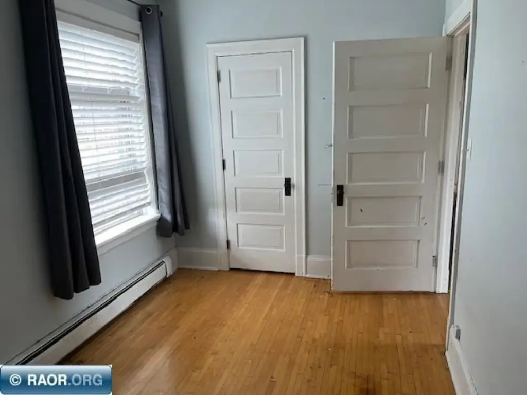 Picture 10