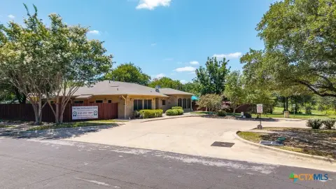 Freestanding Medical Office Building