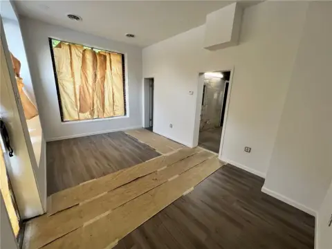 Brighton Road Commercial Property Available