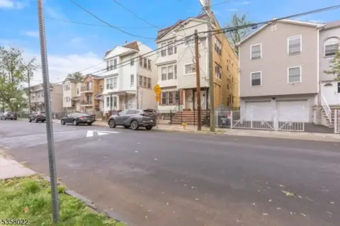 Spacious Multi-Family Home, Newark