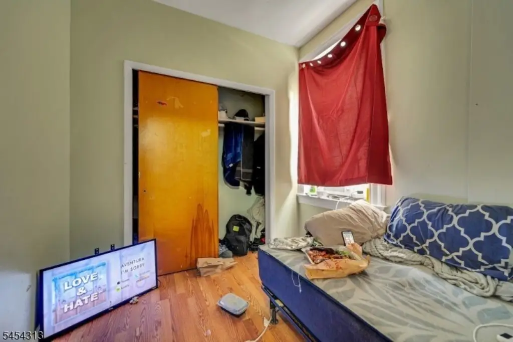Picture 26