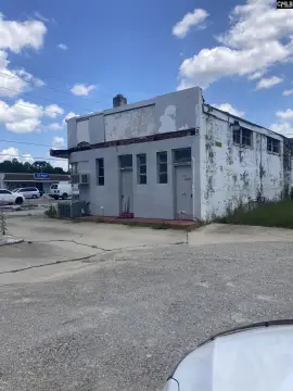 Elgin Commercial Corner Lot